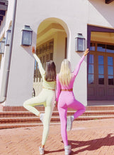 Load image into Gallery viewer, Sassy Scallop Set