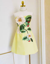 Load image into Gallery viewer, Shelby Floral Dress PREORDER
